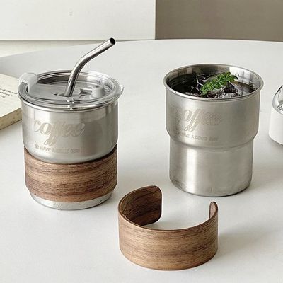 折りたたむハンドルと持続可能な材料のステンレスステールキャンプコーヒーカップ
