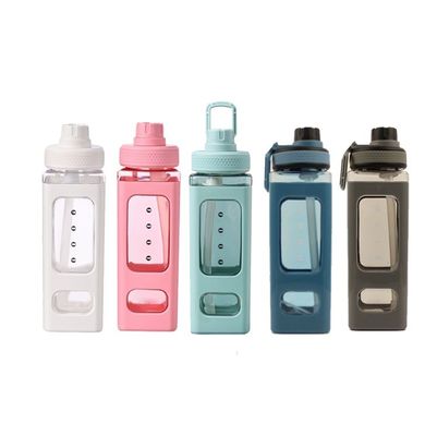 素材 700ML キャンピング用 高温耐性ポータブルプラスチックボトル