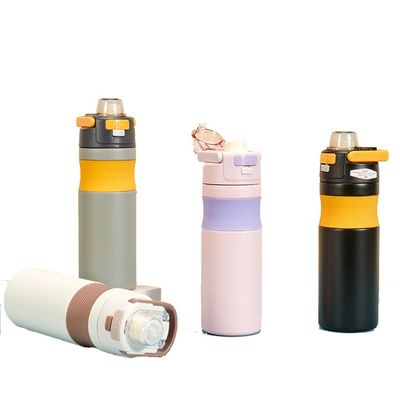 スタッドレスタイヤ 580ml スポーツ用水瓶 ストロー付き