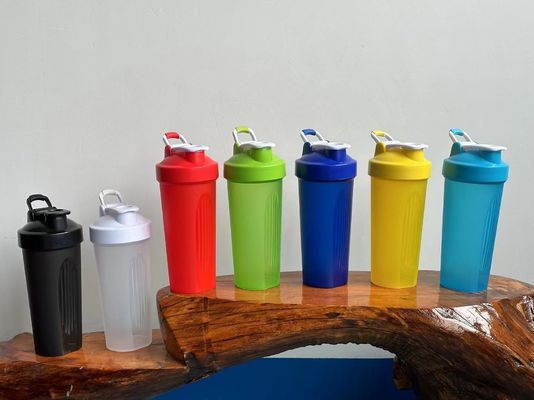 400ml フィットネス プラスチック ブラック ジム ブレンダー シェーカー カップ タンパク質 シェーカー ボトル 汎用用用