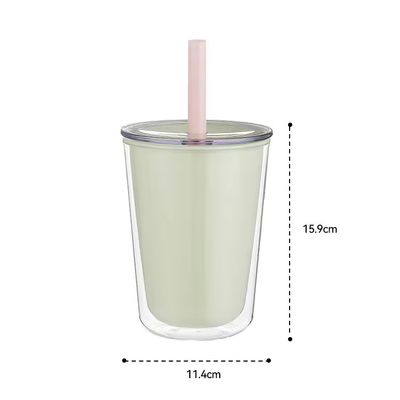 TOUR 二重 壁 の 持ち運び できる プラスチック 水瓶 と 吸い た ストロー の 大きな 容量 の 飲み物 カップ