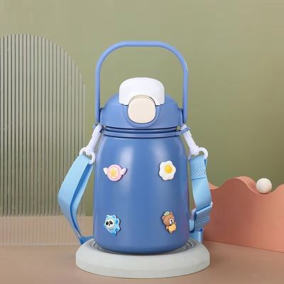 漫画デザイン 800ml ビッグベリーカップ 絶縁式 キッズ 可愛い真空瓶 ストローのサーモス