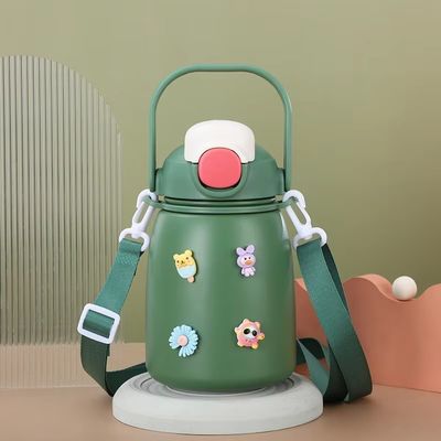 漫画デザイン 800ml ビッグベリーカップ 絶縁式 キッズ 可愛い真空瓶 ストローのサーモス