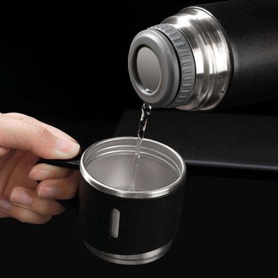カスタム印刷 ロゴ 500ml 断熱ステンレス鋼真空瓶付きの水瓶