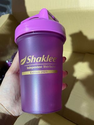 700ml シェイカー タンパク質 フィットネス ジム 水瓶 ステンレスボール付きプラスチックシェイカーカップ