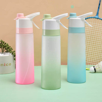 適用される人 大人 750ml 直接販売 ストロー付きのプラスチック水杯