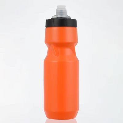 オーダーメイドロゴ 受け入れられる 700ml PE プラスチック スポーツ用水瓶 粉末付き