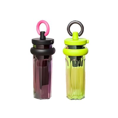 700ml 大容量 カスタムロゴ 透明プラスチックボトル 旅行用ストロー