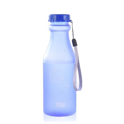 PC プラスチック 550ml ポータブル 凍結 密封 水瓶 旅行 ヨガ ランニング キャンプ
