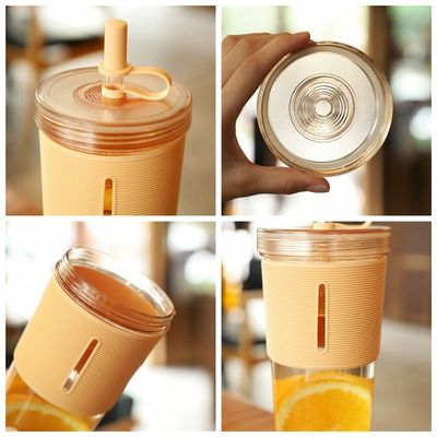 夏の必需品 700ml クリア BPA フリージュース ストローの袖の飲み水瓶