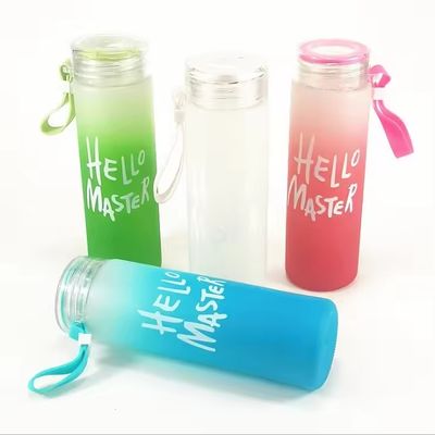 持続可能 500ml BPA 無料 カスタム LOGO グラデント 凍結 ガラス 水瓶 学生用カップ