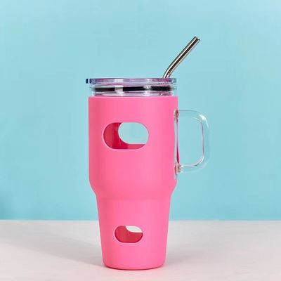 食品グレード 32オンス ガラスタンブラー 木製の蓋とストローのカスタマイズされた色