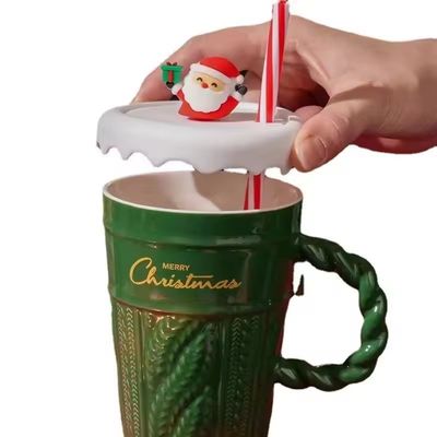 400ml 容量 クリスマスツリー セラミックカップ 蓋とストロー 持続可能な素材