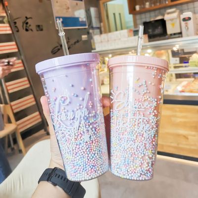 クリエイティブ アイスクリーム ダブルウォール 550ml ストロー付きプラスチックカップ ユニセックス用 カスタマイズされた色