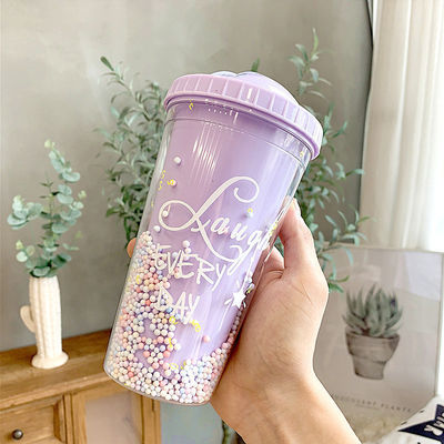 クリエイティブ アイスクリーム ダブルウォール 550ml ストロー付きプラスチックカップ ユニセックス用 カスタマイズされた色