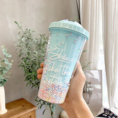 クリエイティブ アイスクリーム ダブルウォール 550ml ストロー付きプラスチックカップ ユニセックス用 カスタマイズされた色