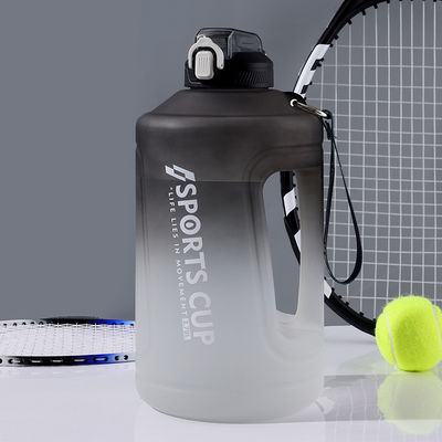 2300ml 容量 スポーツ トンブラー 水瓶 ジム 屋外 ファッション プラスチック