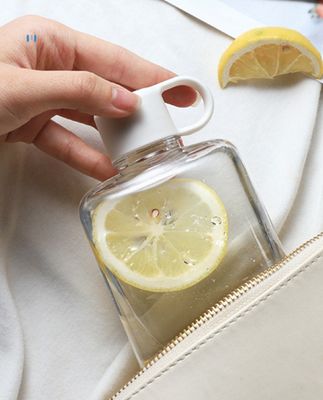 TOUR ポータブル 360ml 500ml ロープとサンプルを提供する透明な水瓶