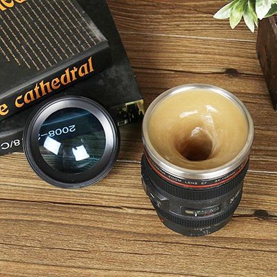 独創的な400ml 絶縁式自動回転式 乱すカメラ レンズ 形 コーヒーカップ お茶