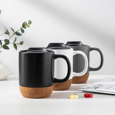 450MLコルクベース石器 マットセラミックコーヒーカップ PP蓋付き 完璧な祭りプレゼント