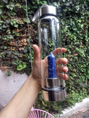 500ml 容量 ヴィンテージデザイン ヒーリング ガラス 石 水晶 水瓶