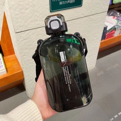 750ml 方形 清水ボトル 携帯用 BPA のない 移動中の水分補給に最適