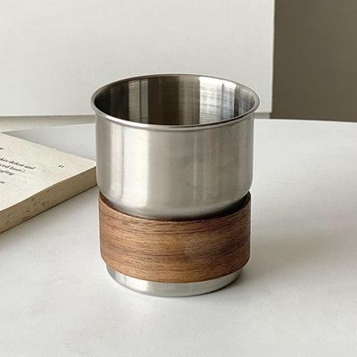 折りたたむハンドルと持続可能な材料のステンレスステールキャンプコーヒーカップ