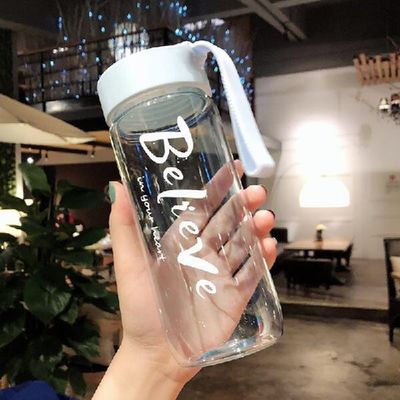 600ml プラスチックカップ カスタム ロゴ 透明 クリエイティブ フロスト ポータブル 学生用 水瓶