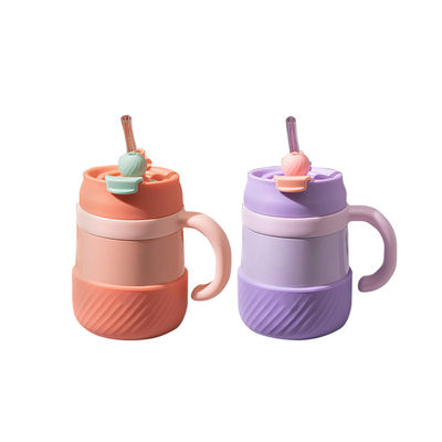 スタッドレスタイヤの真空瓶カップとフリップ蓋で 飲み物をどこでも持って行け