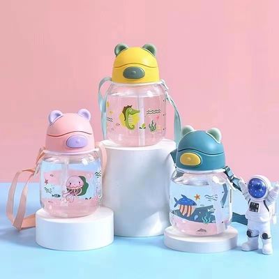 450ml PC プラスチック かわいい熊形 水杯 ストローとロープ 漏れ防止水瓶