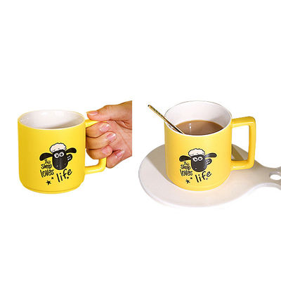 カスタマイズされたロゴ 受け入れられる 素色 グラス ラテ 現代のコーヒー 贅沢 ポルセランカップ 彼氏のために