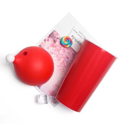 クリスマスプレゼント 20オンス 再利用可能なプラスチック 子供サンタ帽子 カップ