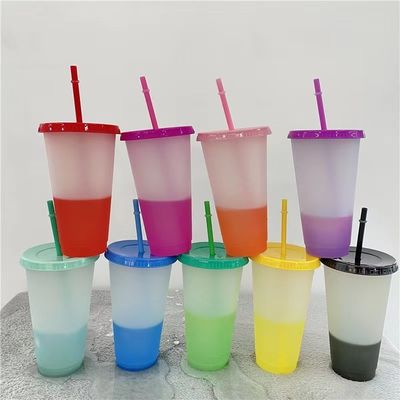 16オンス/24オンスBPAフリー プラスチックコーヒーカップ 冷たい水瓶 蓋とストロー