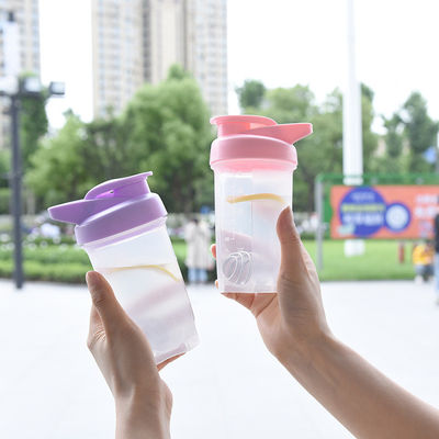 オーダーメイド 300ML プラスチックシェイクカップ 携帯 子供用水カップ 緑色スポーツボトル