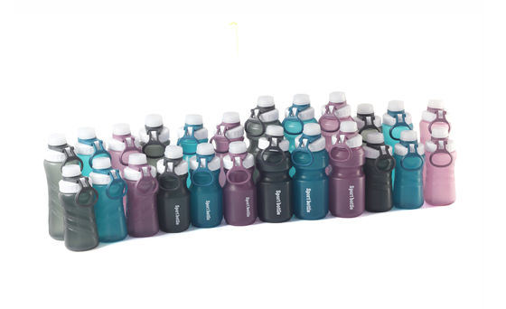 カスタム クリエイティブ 500ml 600ml 750ml キャンピング旅行 フィットネスのためのプラスチック水瓶