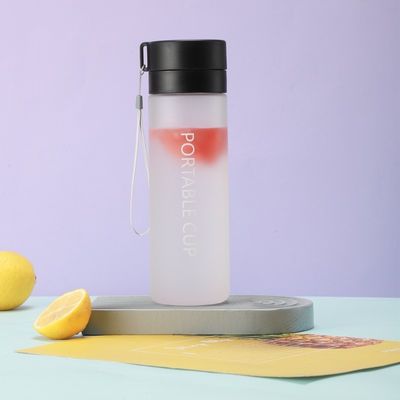 600ml 800ml PC ロープ付きプラスチック水瓶 防水 BPAフリー スポーツ モチベーション