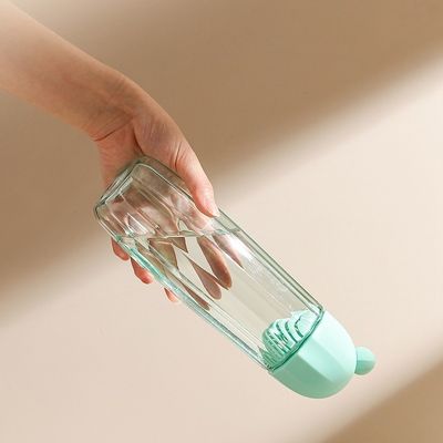 子供 の 水分 供給 需要 に おける 茶 フィルター を 備えた プラスチック 水瓶 の 望遠鏡 手柄