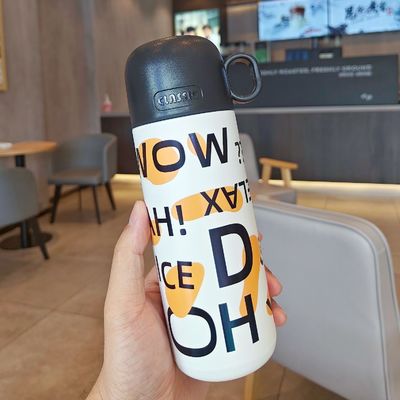 500ml スポーツボトル 蓋付き 飲み物を冷たく熱く保つのに最適 12-24h ステンレス