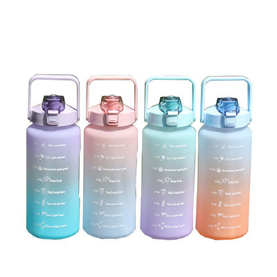 大容量 2000ml PETG 吸水水瓶 ストローと防腐塗装