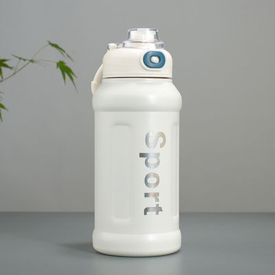 850ml 容量 スタインレスタイヤの真空サーモスボトル 屋外スポーツ活動