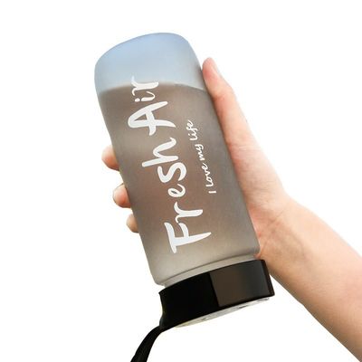 旅行やスポーツ用の持ち運び可能な 600ml 凍水ボトル 漏れ防止設計