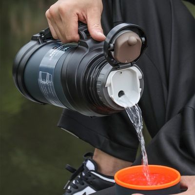 オーダーメイド 2600ml/3200ml 大容量ステンレスステール サーモスボトル 屋外スポーツや旅行