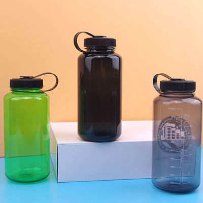 1000ml Bpaフリー プラスチック透明液体水瓶 屋外スポーツ用 水量付き