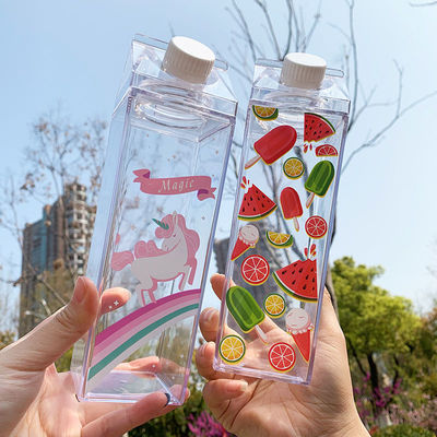 カスタマイズされたロゴ 500ml 1000ml 透明アクリルミルクカートン 水瓶