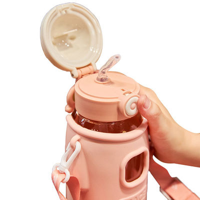 660ml かわいいピンク色 プラスチック製 トライタン水瓶 子供用