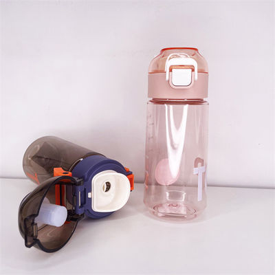 カスタムプリント トライタン プラスチック 水瓶 キャンプの屋外活動のための多機能