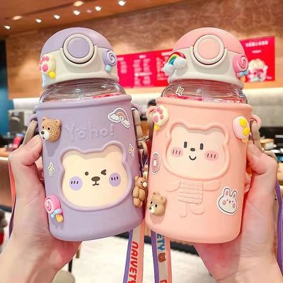 620ml ポータブル3Dステッカー プラスチック水瓶 子供や学生のための可愛い熊デザイン