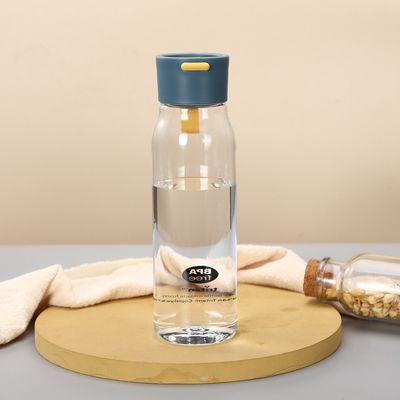 550ml Bpaフリー 防漏プラスチック蓋 繰り返し使用可能な飲み物 トライタン 水瓶 走るのに最適