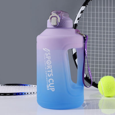 耐久性 大容量 2300 ML 3800 ML スポーツ用水瓶 スクラブグラディアントデザイン