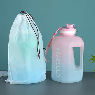 商用購入者 オーダーメイド ロゴ 1.6L 2.2L ジム用水瓶 スポーツカップ 旅行用プラスチック